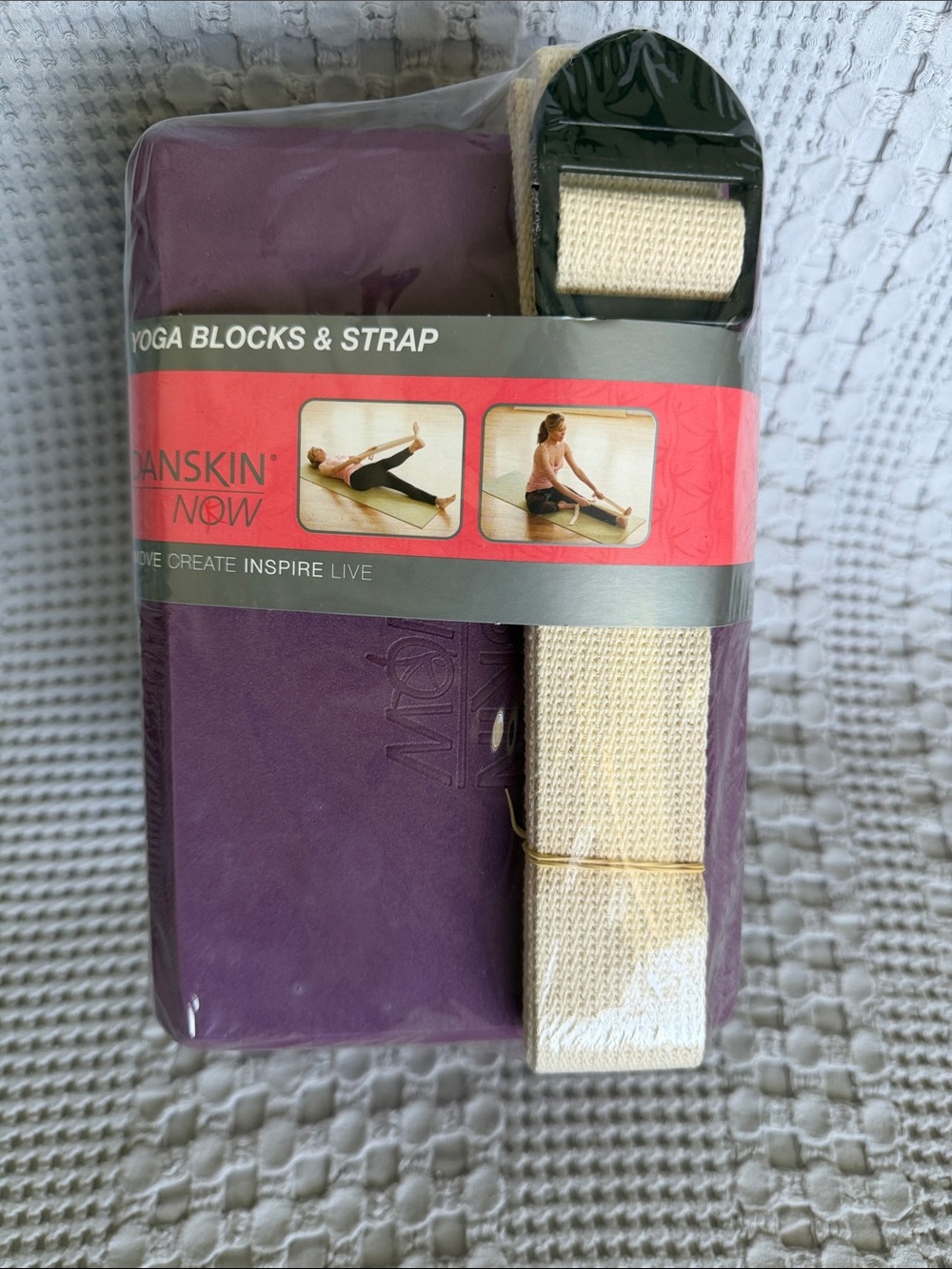 Danskin Now Purple Yoga Blocks with Cream Strap